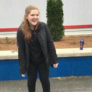 Meet your Posher, Naomi